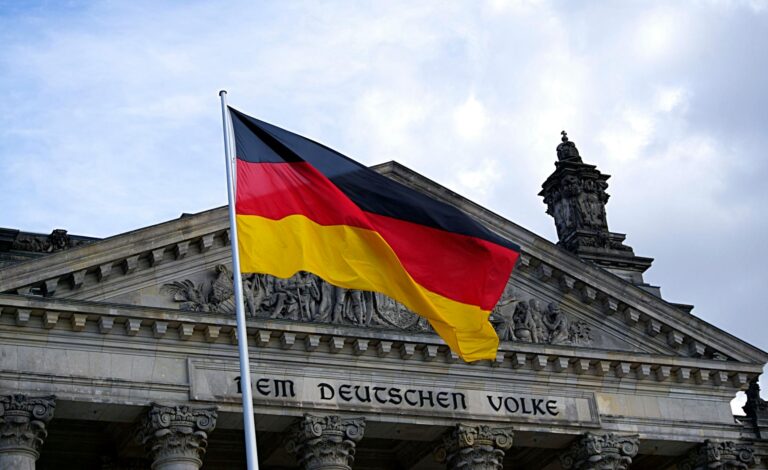 What are the advantages and disadvantages of studying in Germany?